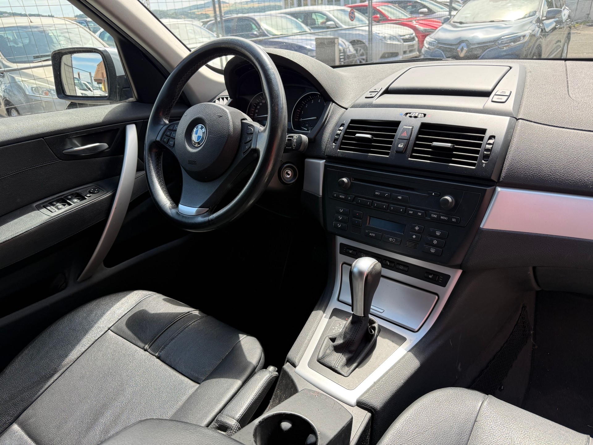 BMW X3 xDrive 30i (3.0si)-image-5