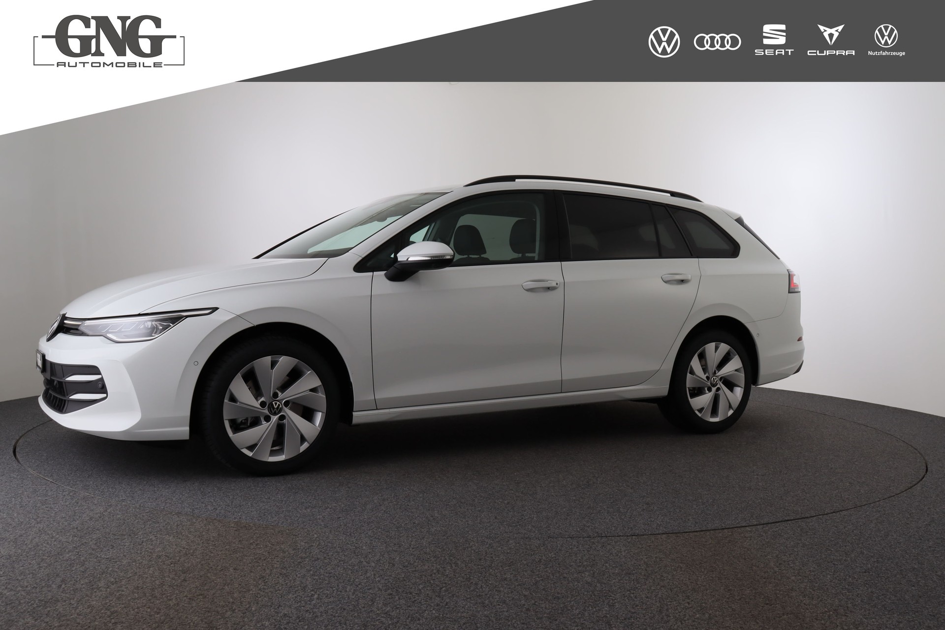 VW Golf Variant 1.5 eTSI mHEV Life DSG-showroom-element-1