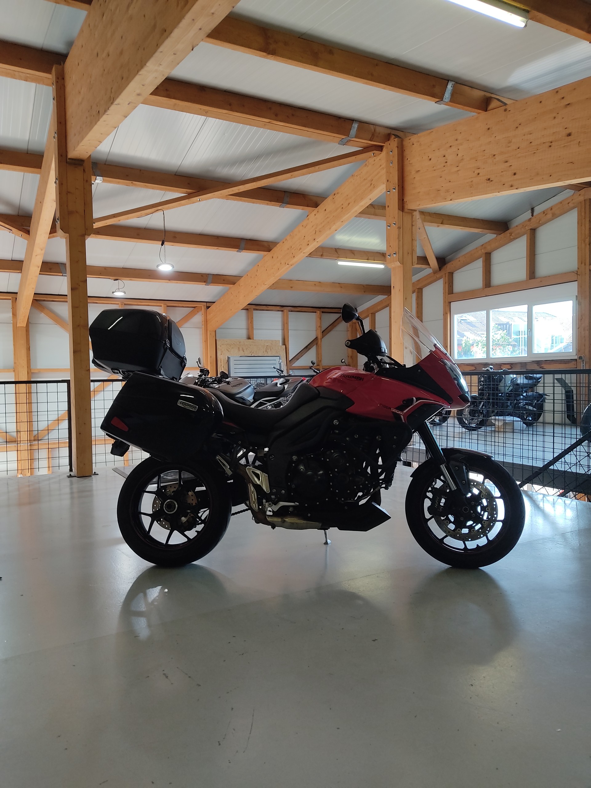 TRIUMPH Tiger Sport 1050 ABS-image-1