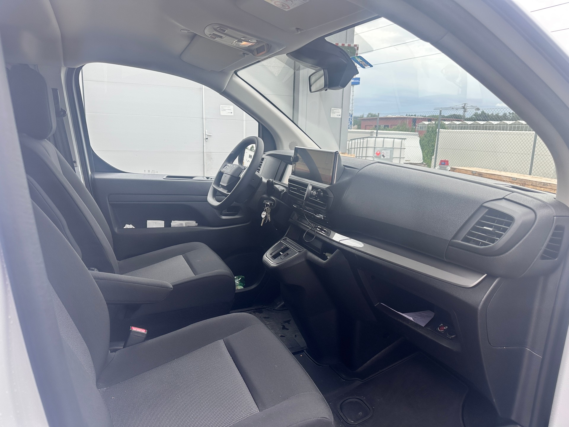 FIAT Scudo 2.0 BlueHDi L2 EAT8 Kombi-image-8
