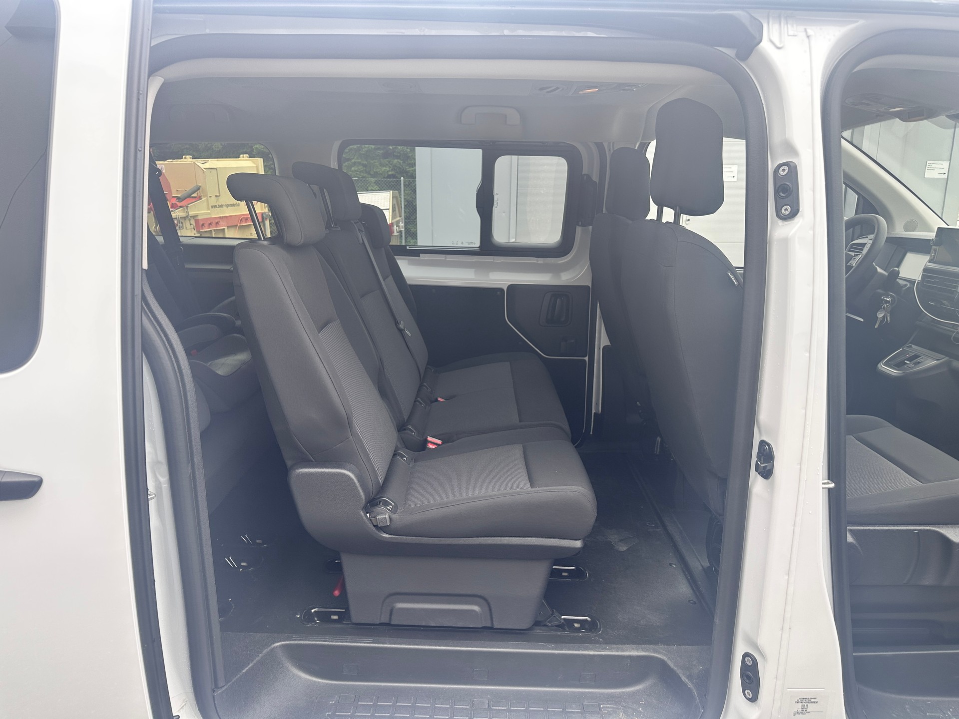 FIAT Scudo 2.0 BlueHDi L2 EAT8 Kombi-image-9