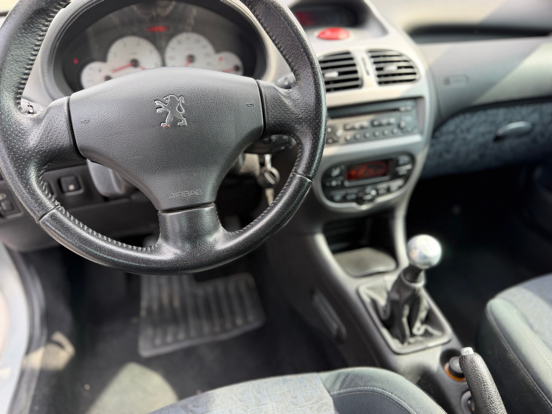 PEUGEOT 206 SW 1.6 16V XS-image-15
