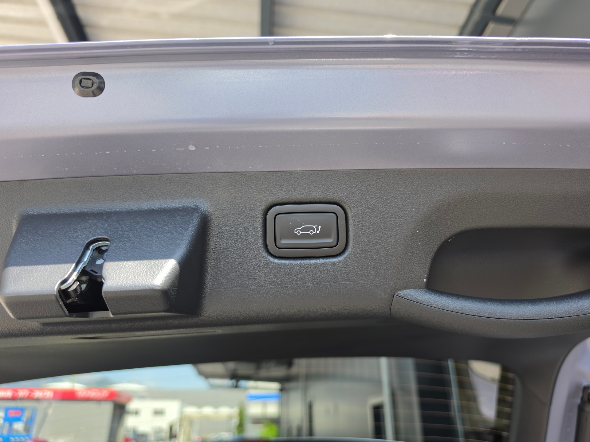 HYUNDAI Kona 1.6 HEV Vertex-image-10