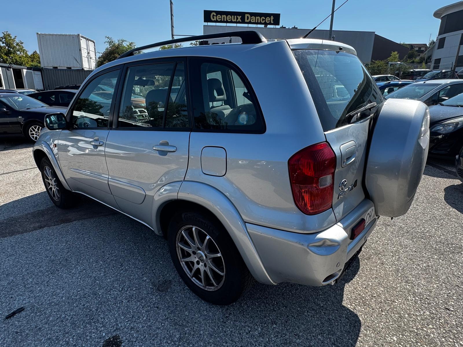 TOYOTA RAV-4 2.0 16V Linea Terra-image-5
