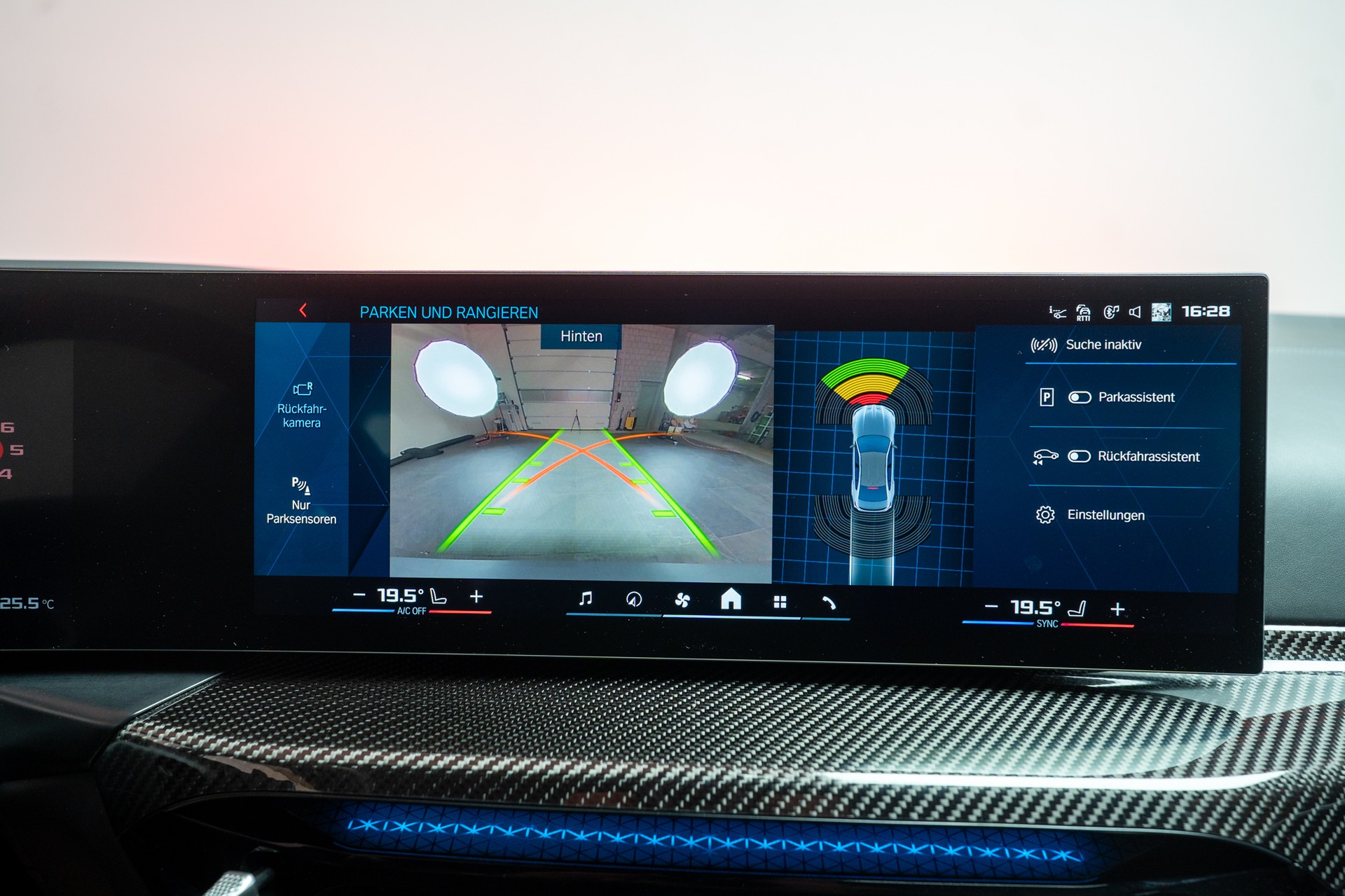 BMW M3 Competition xDrive / LCI / Head-Up / Harman Kardon / Carbon Interieu-image-18