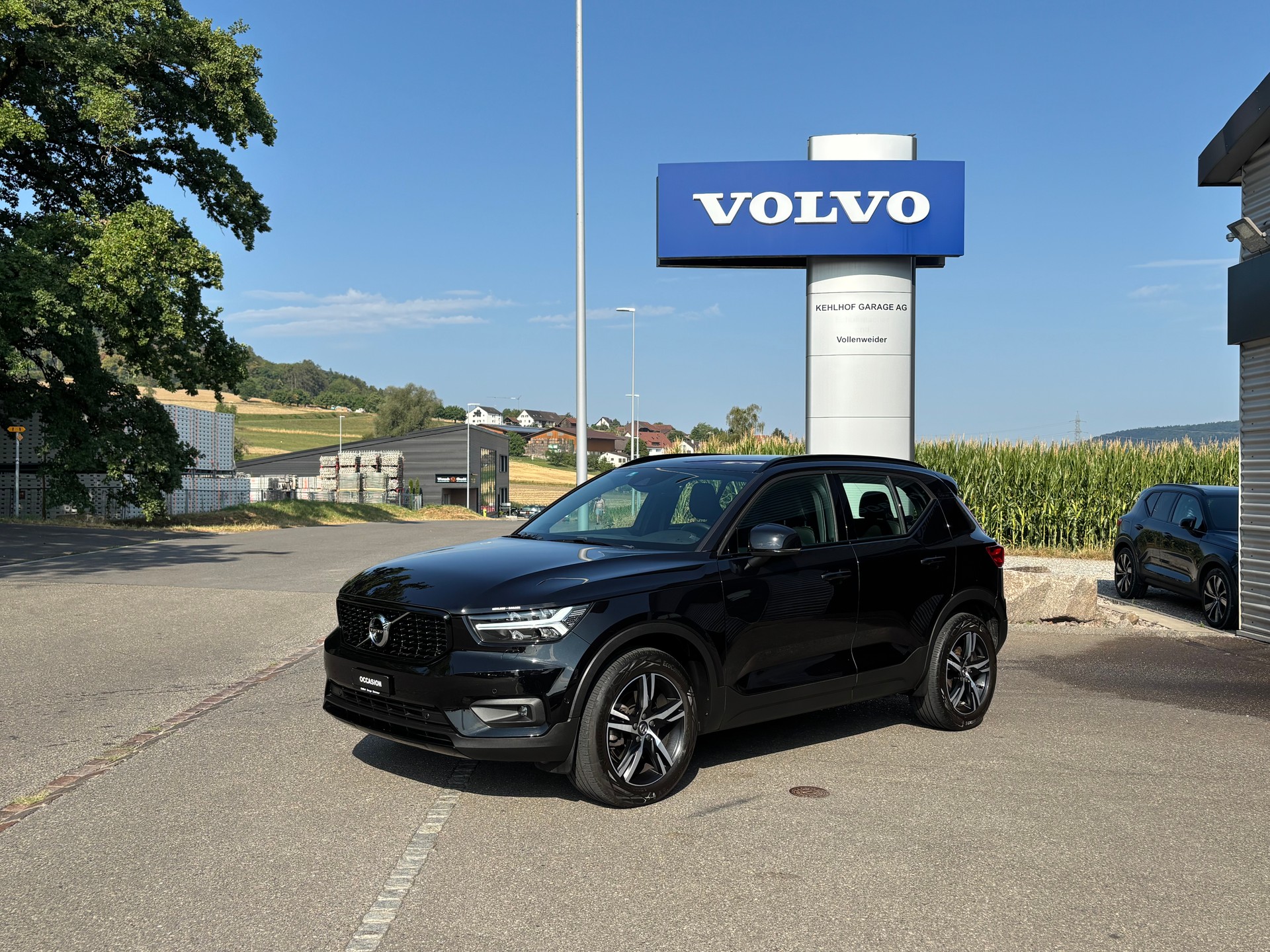 VOLVO XC40 2.0 T5 R-Design AWD
