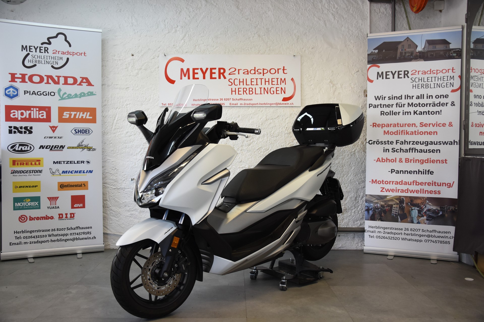 HONDA Nss 125 Forza Smart TopBox Sommeraktion bis 31.8.26-showroom-element-2