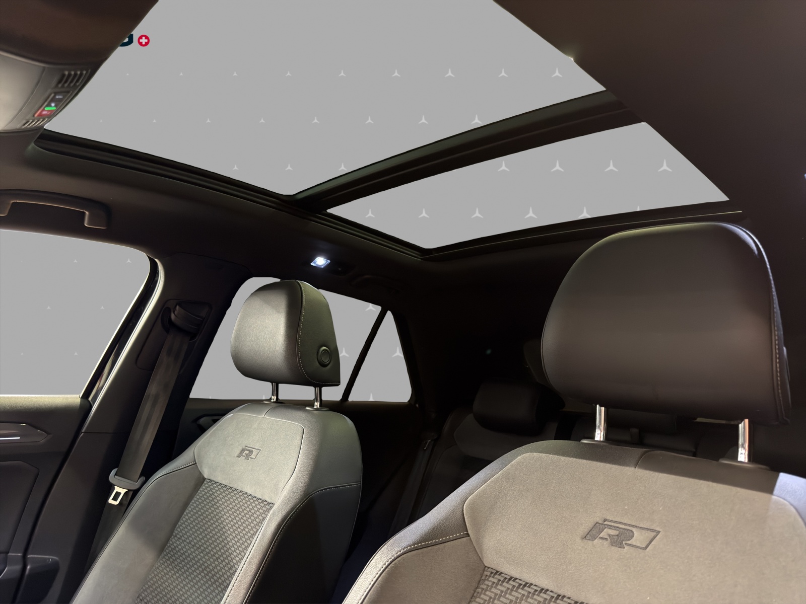 VW T-Roc 2.0 TSI Sport DSG 4M // R-Line-image-8