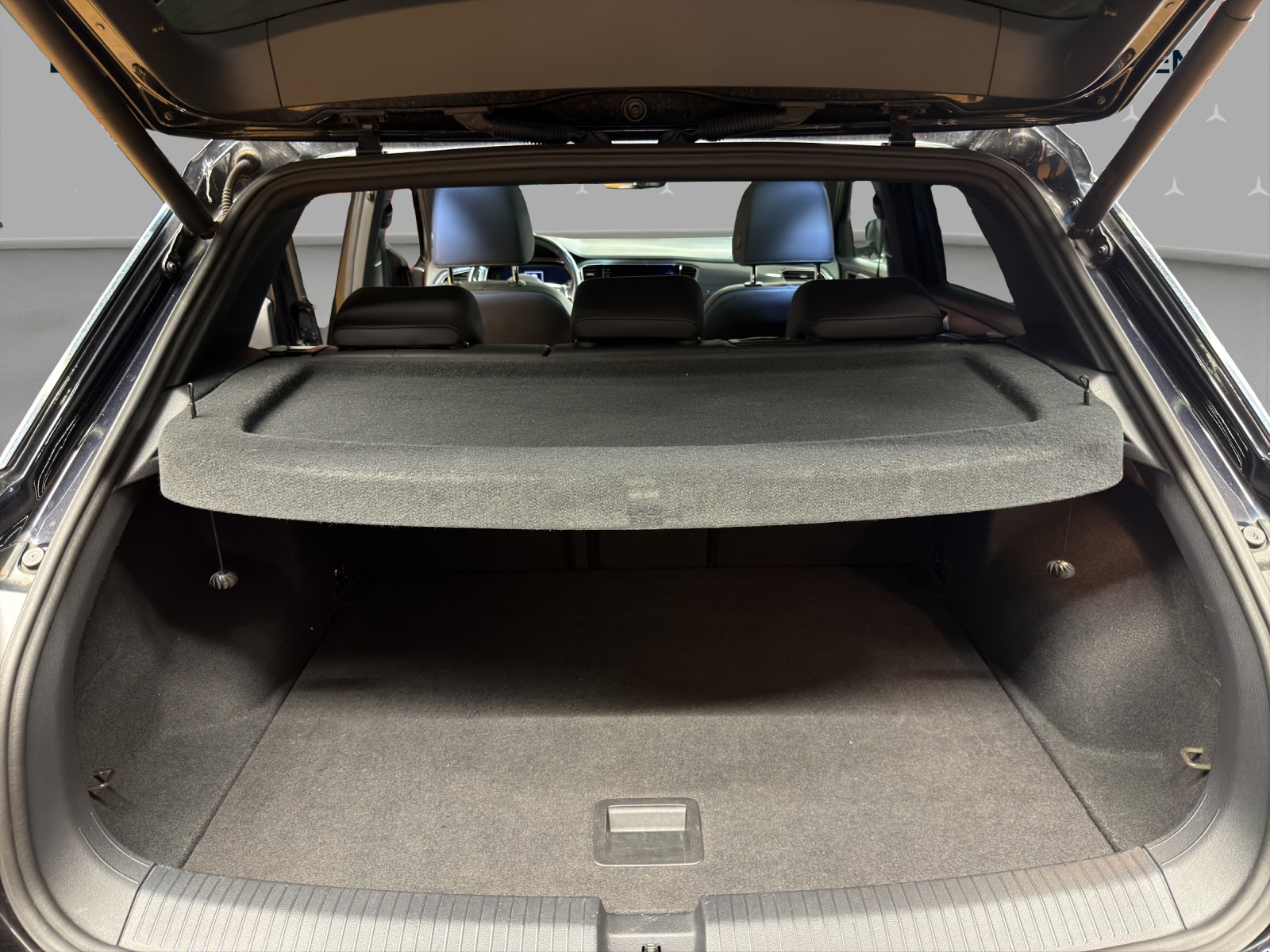 VW T-Roc 2.0 TSI Sport DSG 4M // R-Line-image-14