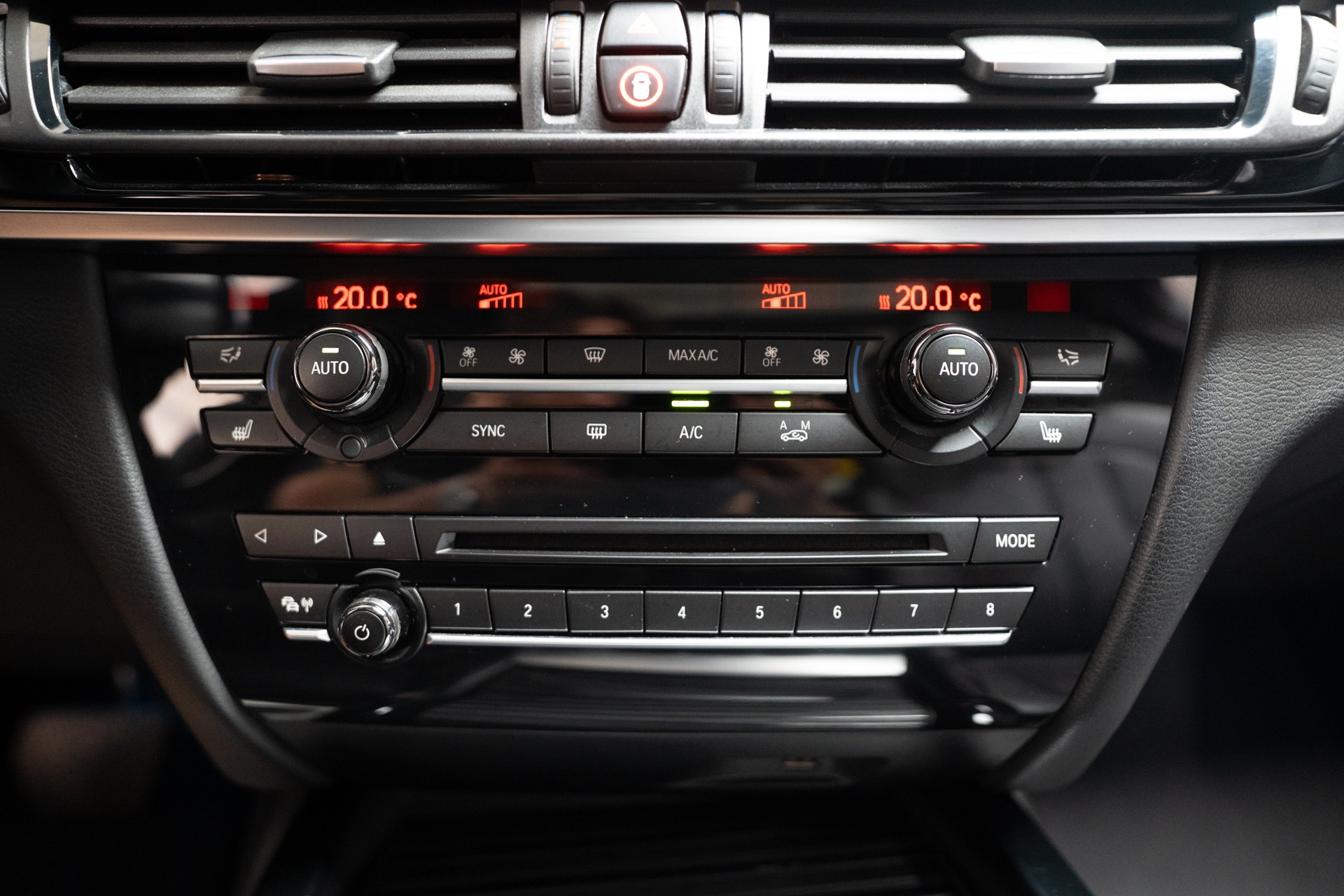 BMW X5 M50d / CH-Fahrzeug / Panorama / Harman/Kardon-image-21