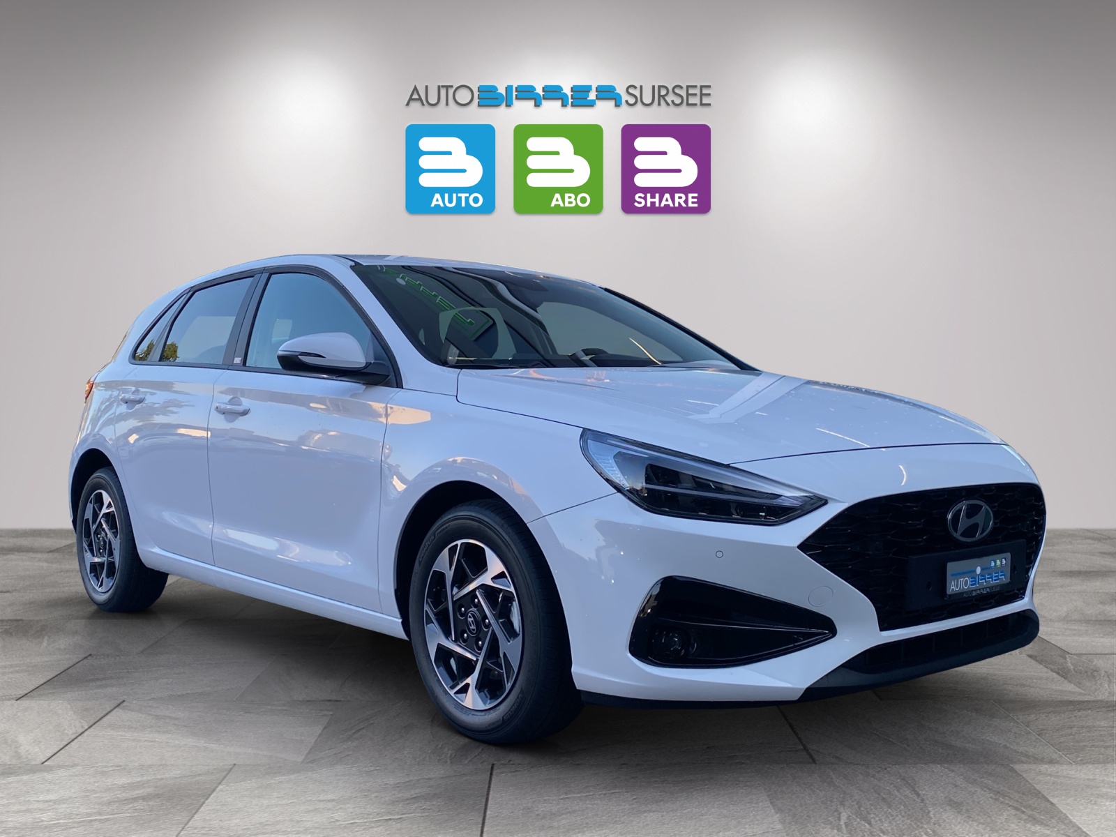 HYUNDAI i30 1.6 T-GDi Amplia-showroom-element-2