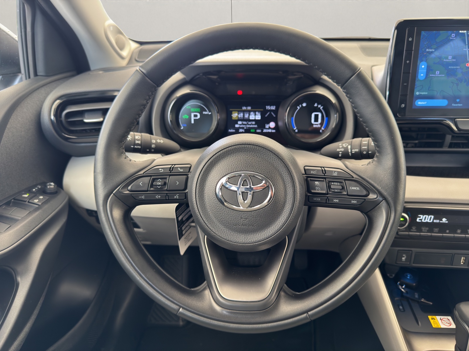 TOYOTA Yaris 1.5 VVT-i HSD Premium Voll-Hybrid-image-11