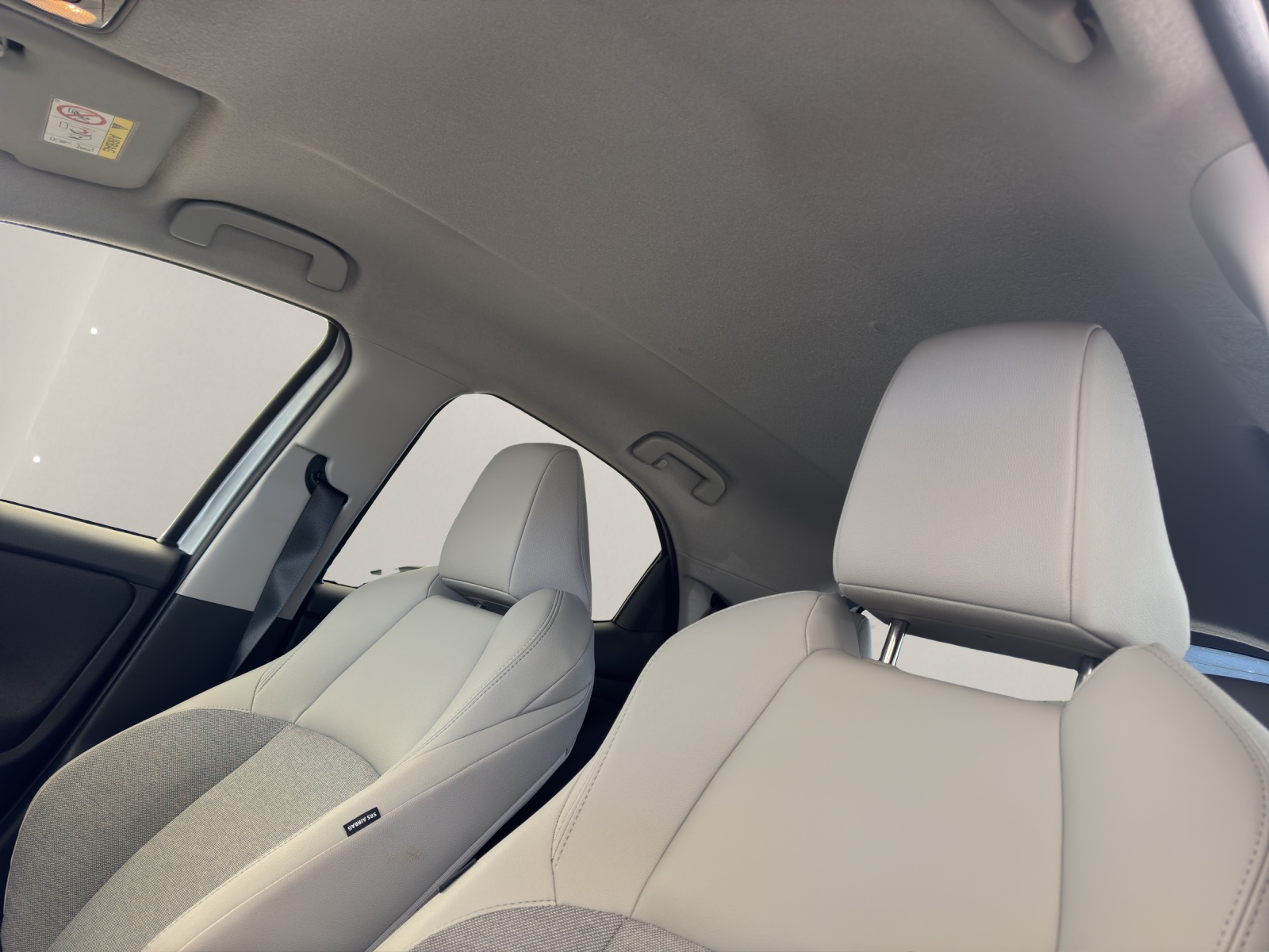 TOYOTA Yaris 1.5 VVT-i HSD Premium Voll-Hybrid-image-14