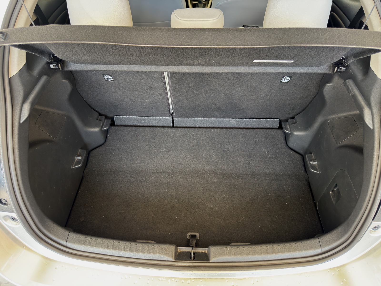 TOYOTA Yaris 1.5 VVT-i HSD Premium Voll-Hybrid-image-20