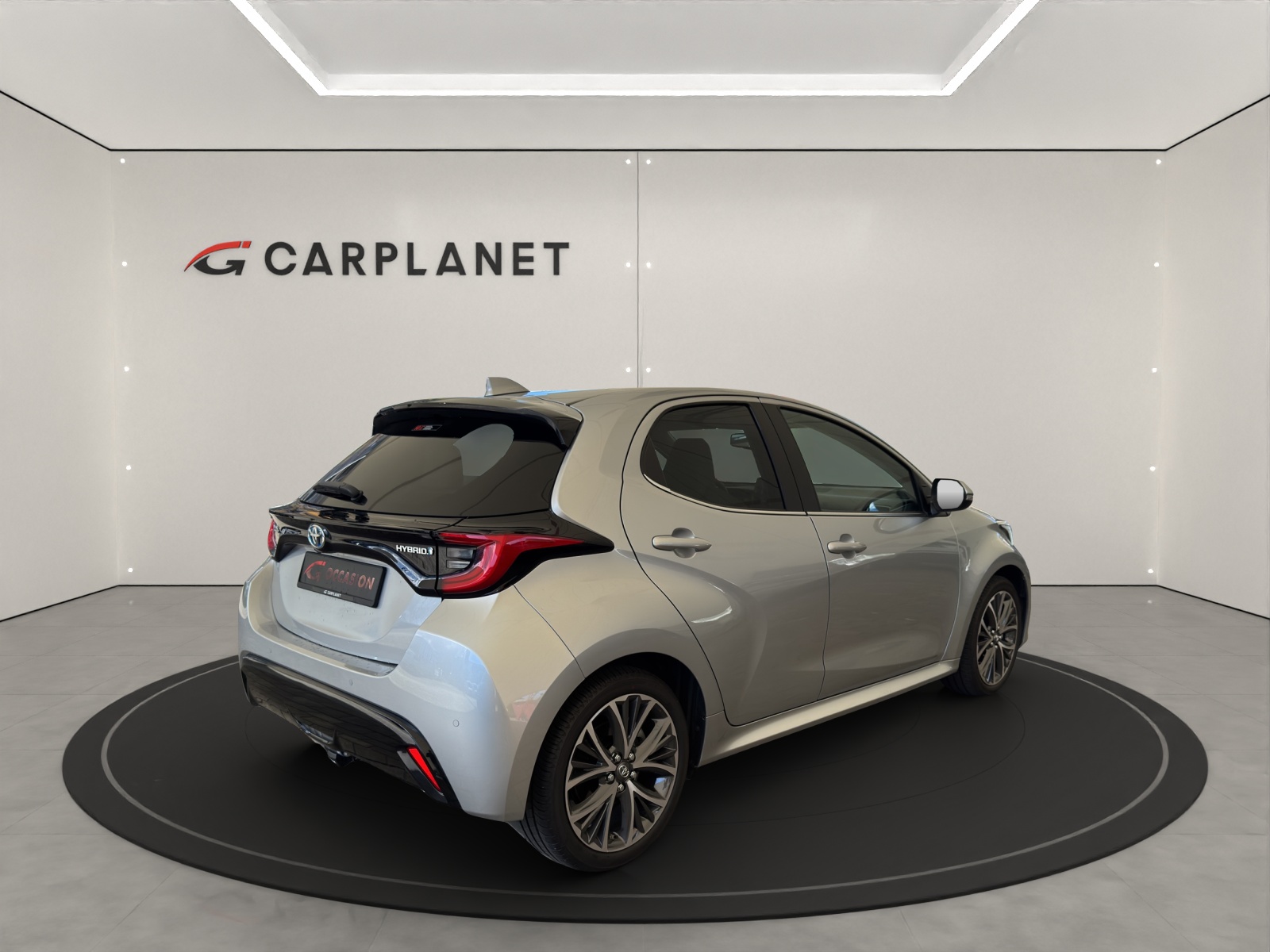 TOYOTA Yaris 1.5 VVT-i HSD Premium Voll-Hybrid-image-4