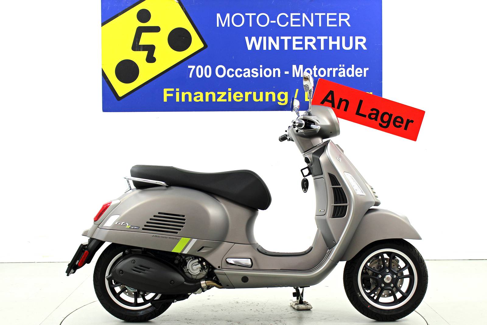 PIAGGIO Vespa GTS 300 Super Tech ABS-image-0