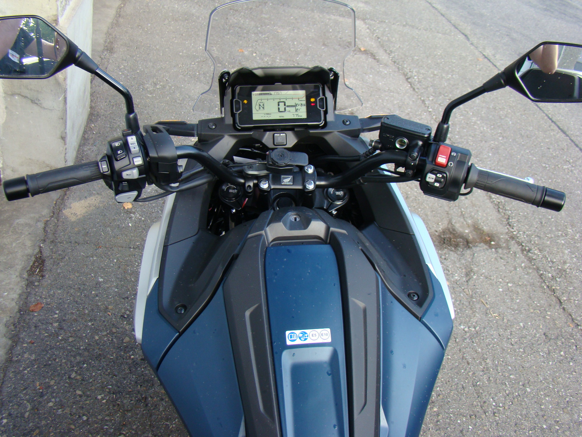 HONDA NC 750 XD Dual Clutch-image-1