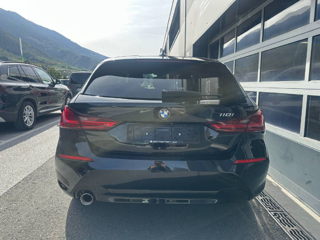 BMW 118i (CH)-showroom-element-2