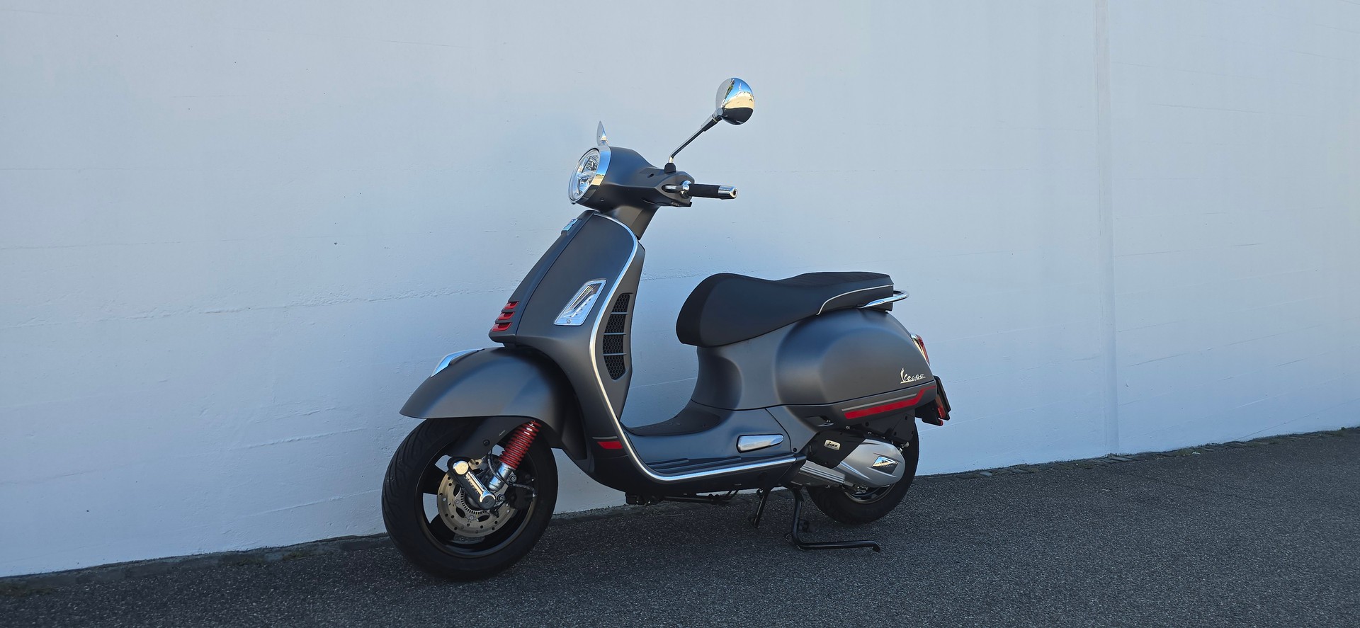 PIAGGIO Vespa GTS 125 Super Sport ABS-image-6