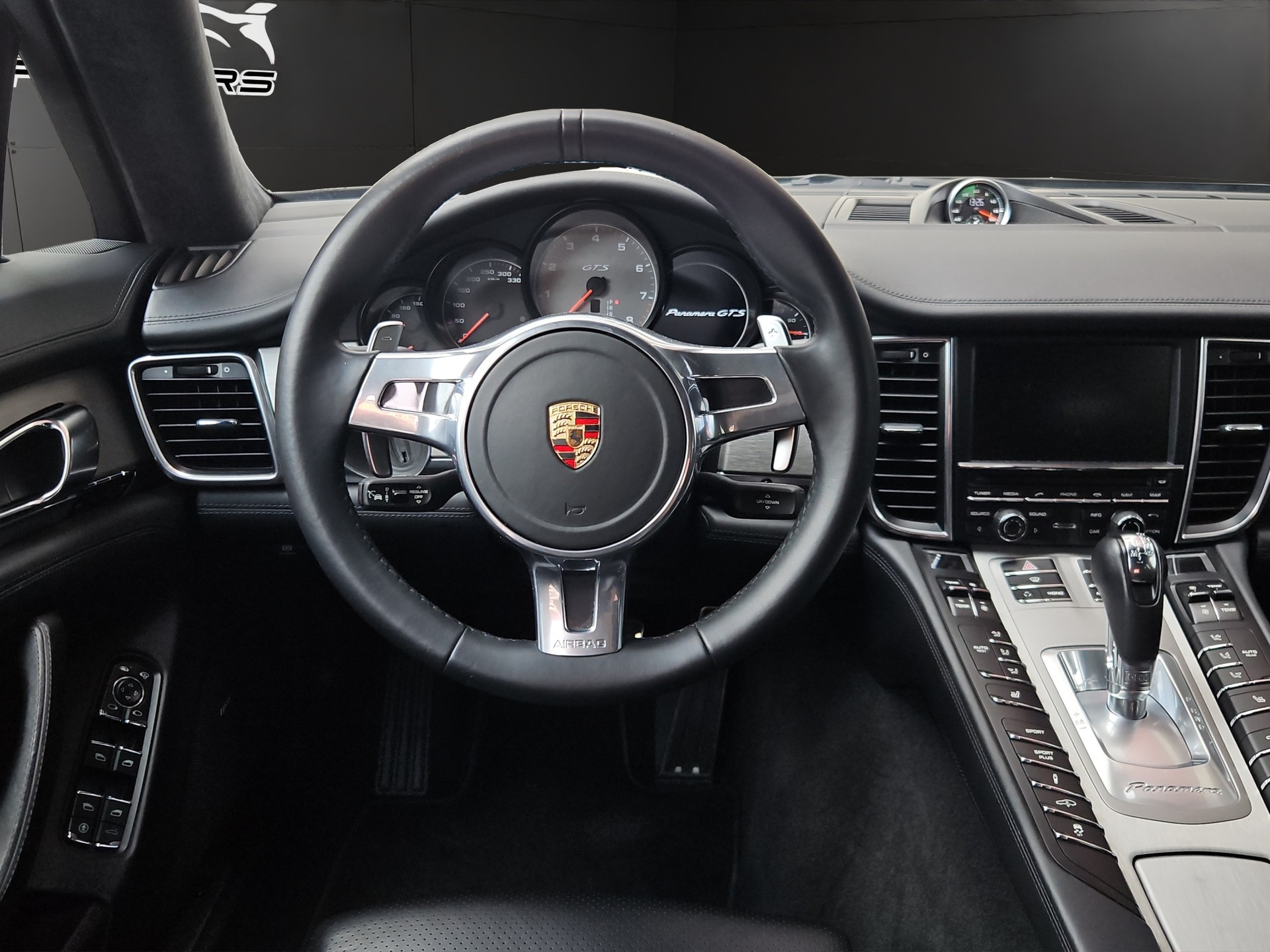 PORSCHE Panamera GTS 4.8 PDK-image-13