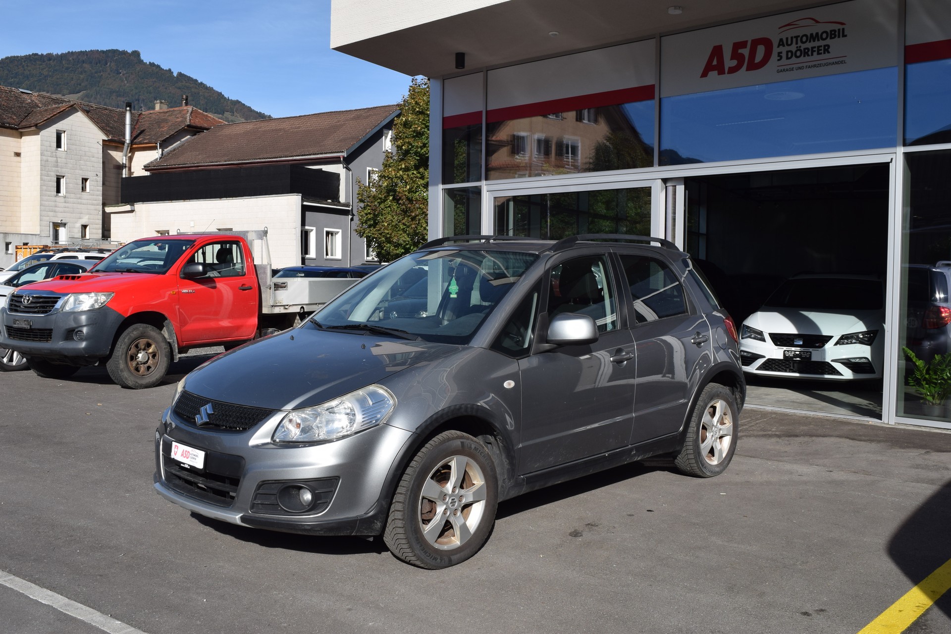 SUZUKI SX4 1.6 16V GL Top Piz Sulai 4WD-showroom-element-1