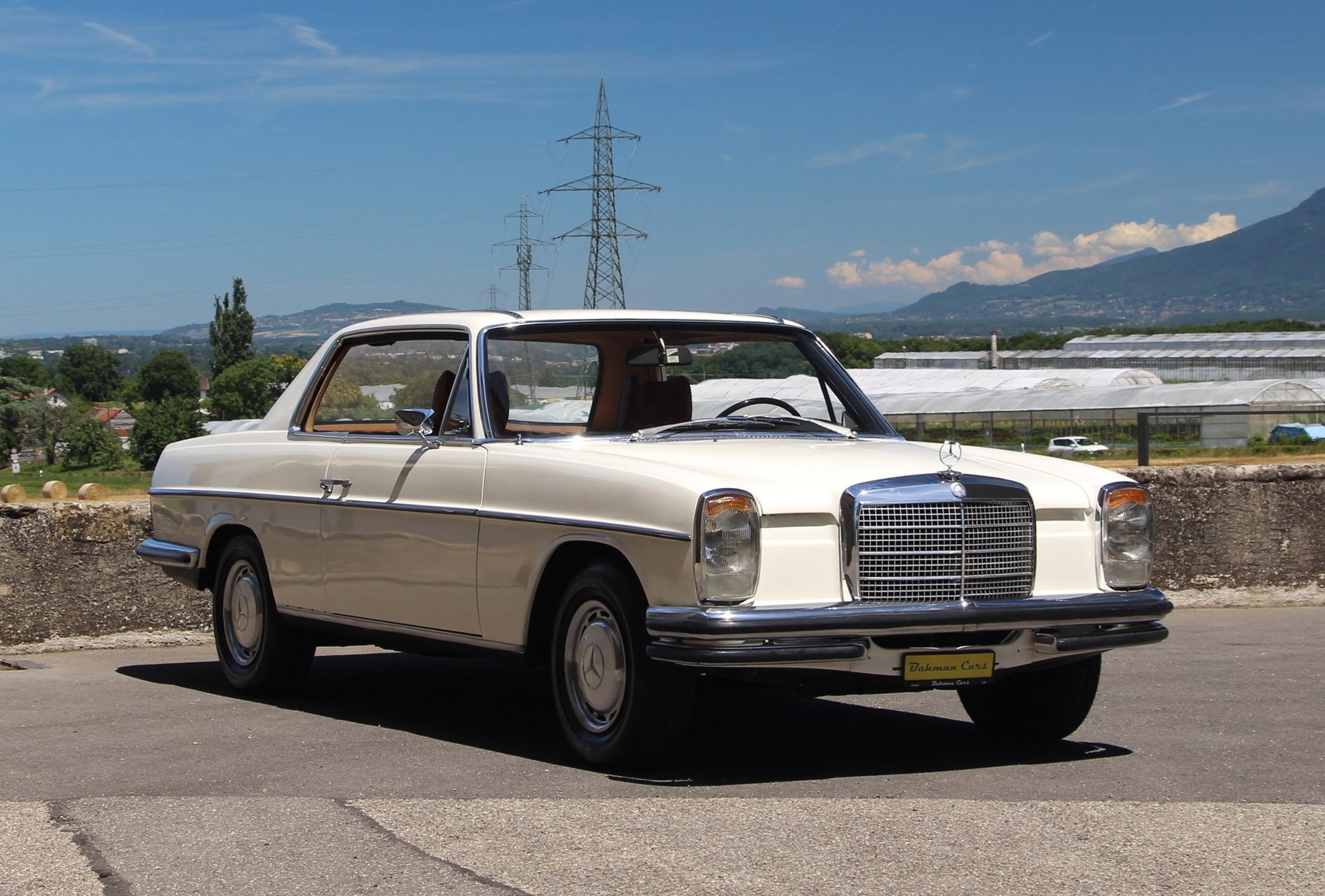 MERCEDES-BENZ 250 C – Strich 8 Coupé