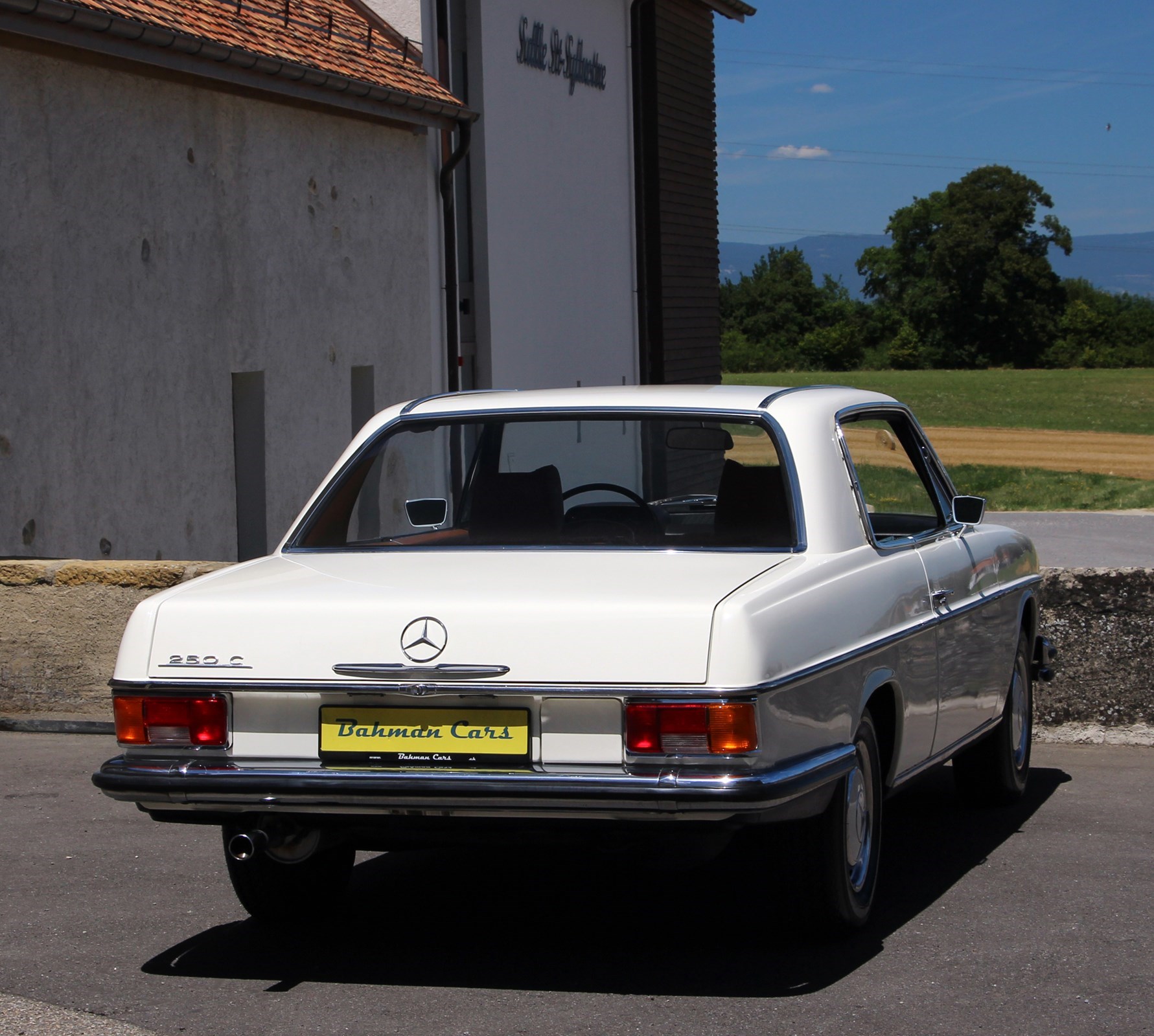 MERCEDES-BENZ 250 C – Strich 8 Coupé-showroom-element-3