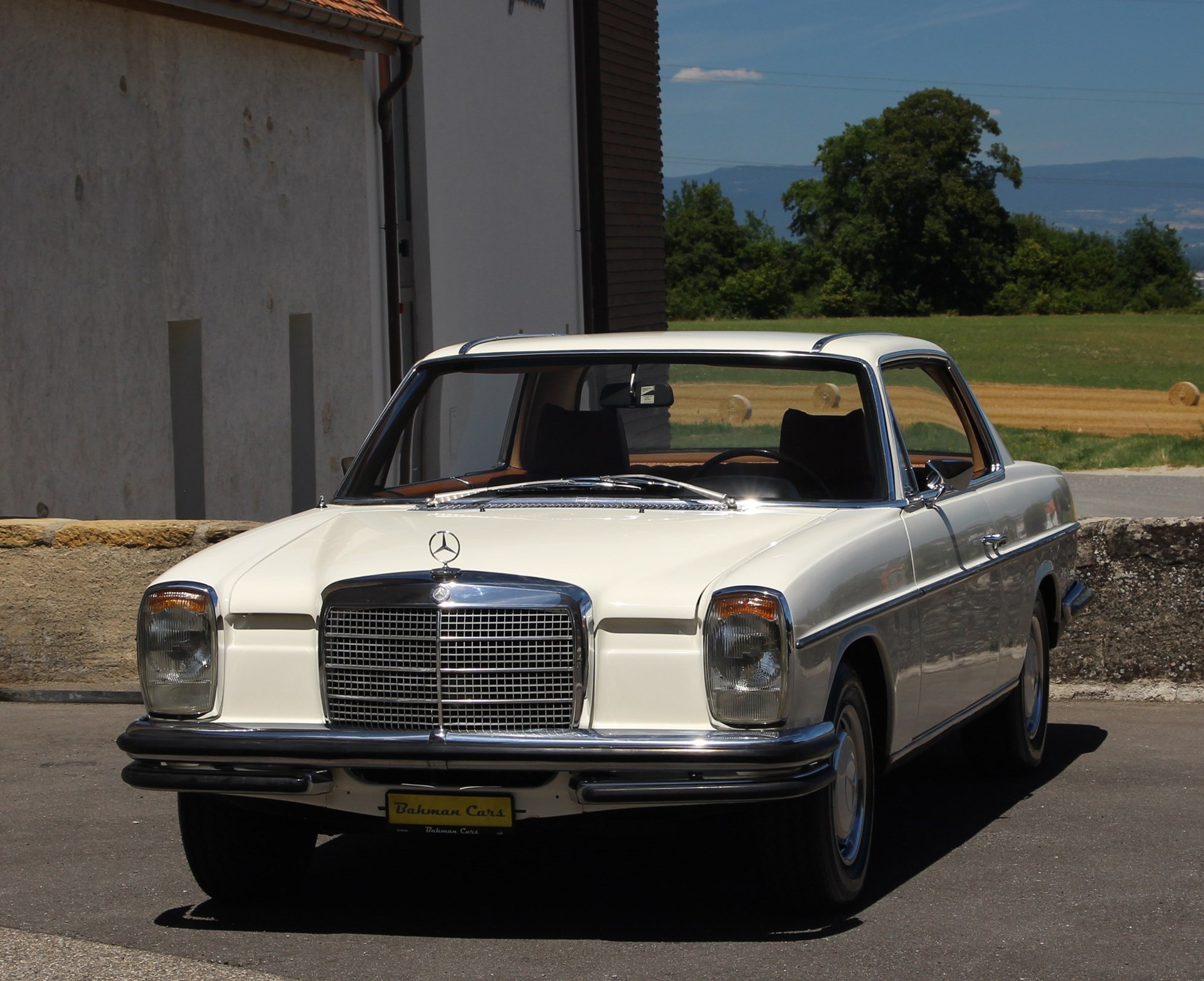 MERCEDES-BENZ 250 C – Strich 8 Coupé-showroom-element-2