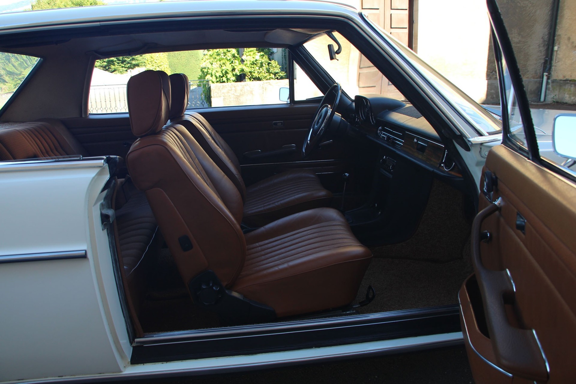 MERCEDES-BENZ 250 C – Strich 8 Coupé-image-10