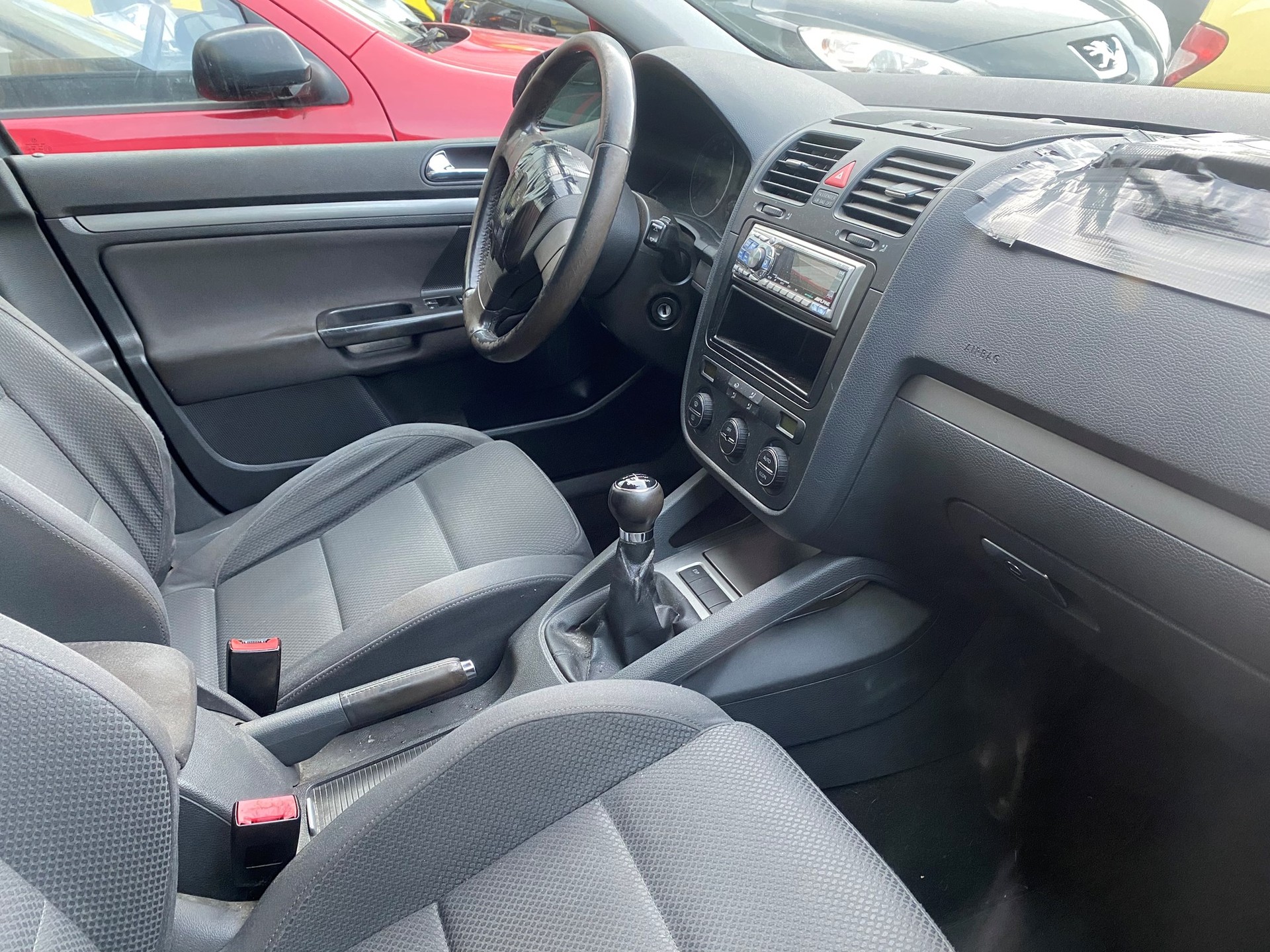 VW Golf 2.0 FSI Comfortline-image-6