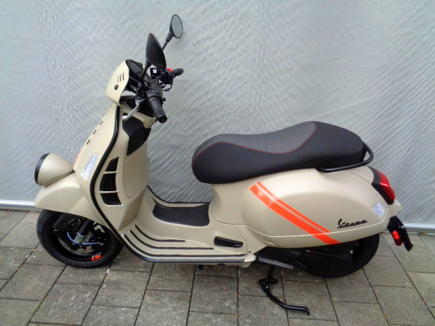 PIAGGIO VESPA GTV 300 RST