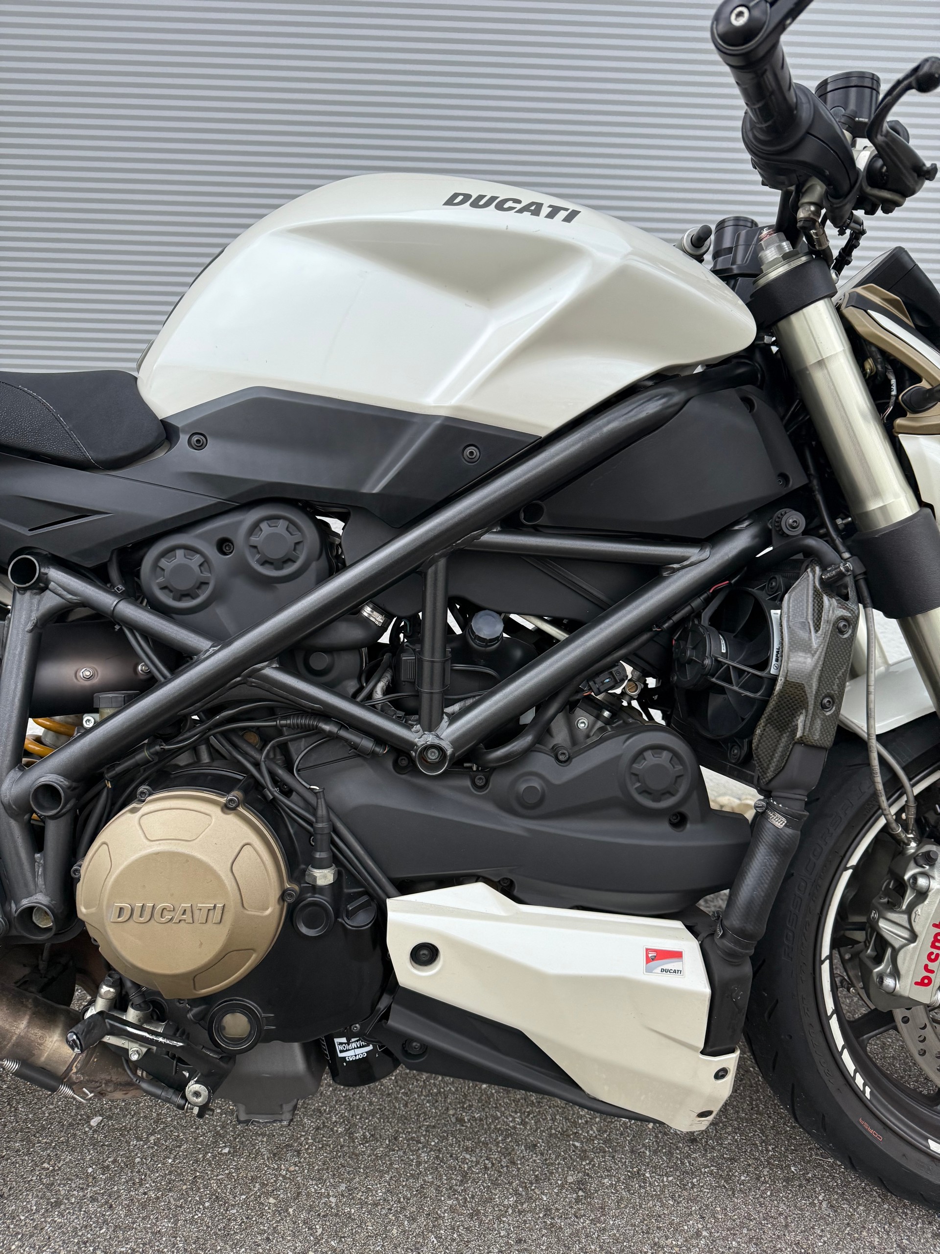 DUCATI Streetfighter 1099 S-image-3