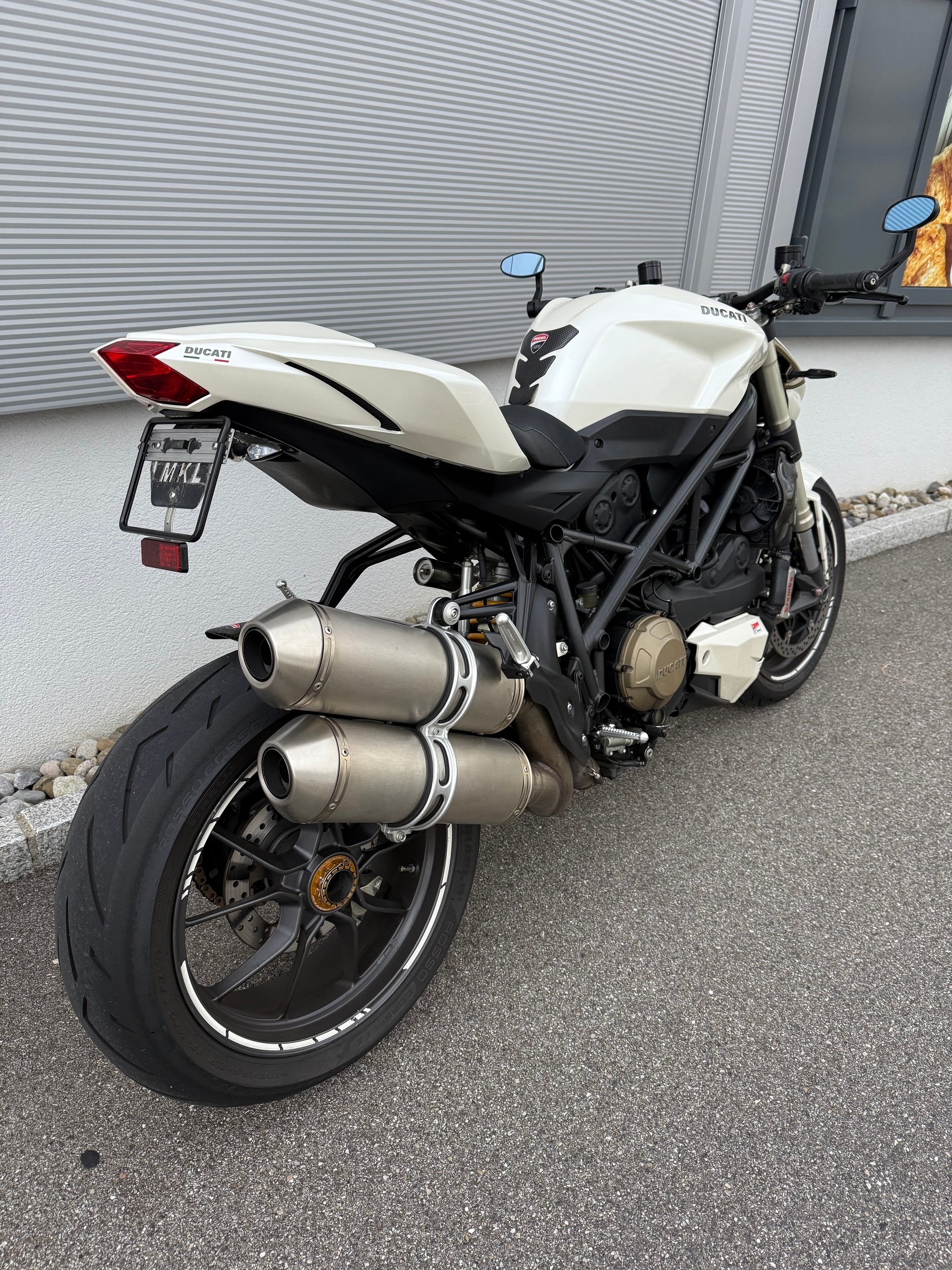 DUCATI Streetfighter 1099 S-image-2