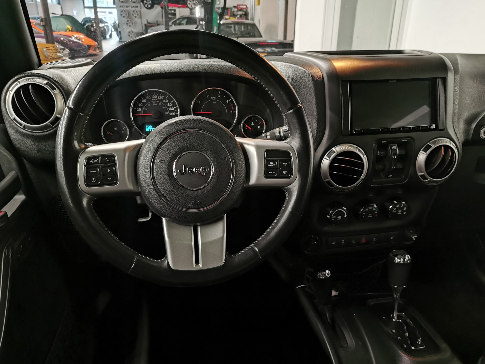JEEP Wrangler 2.8CRD Unlimited JK Edition Aut.-image-12