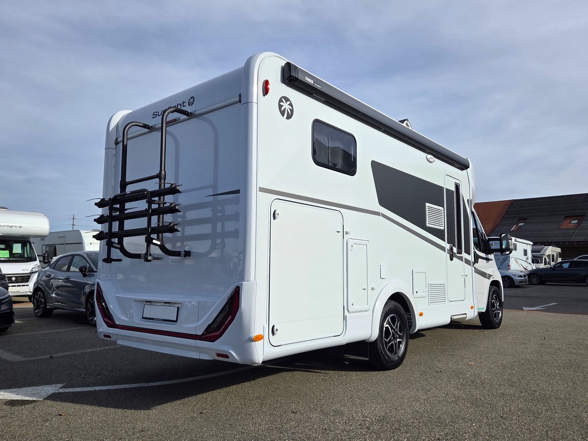 SUNLIGHT T67S Adventure Edition-image-2