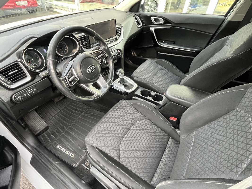 KIA Ceed SW 1.0 T-GDi MHEV Power-image-2
