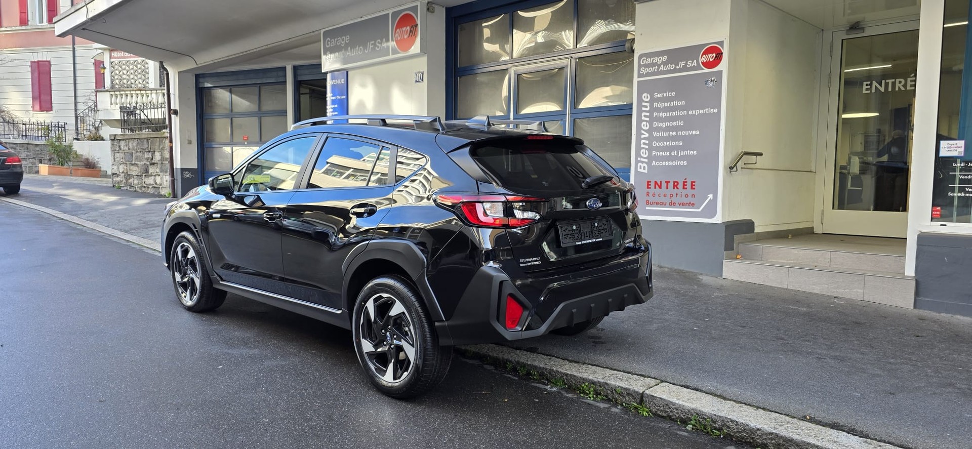 SUBARU Crosstrek 2.0 e-Boxer Luxury AWD Lineartronic-showroom-element-3