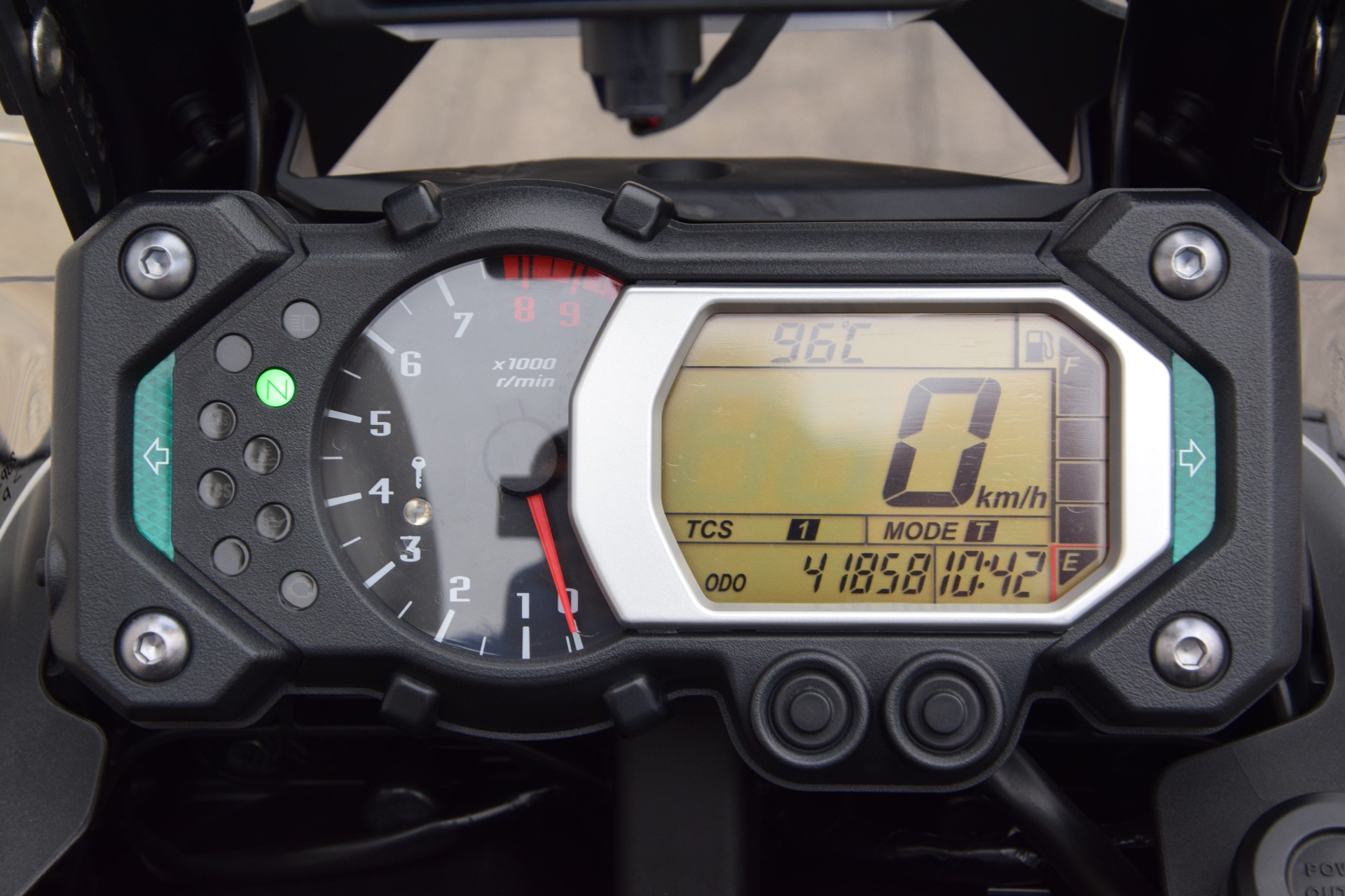 YAMAHA XT 1200 Z Super Ténéré-image-9