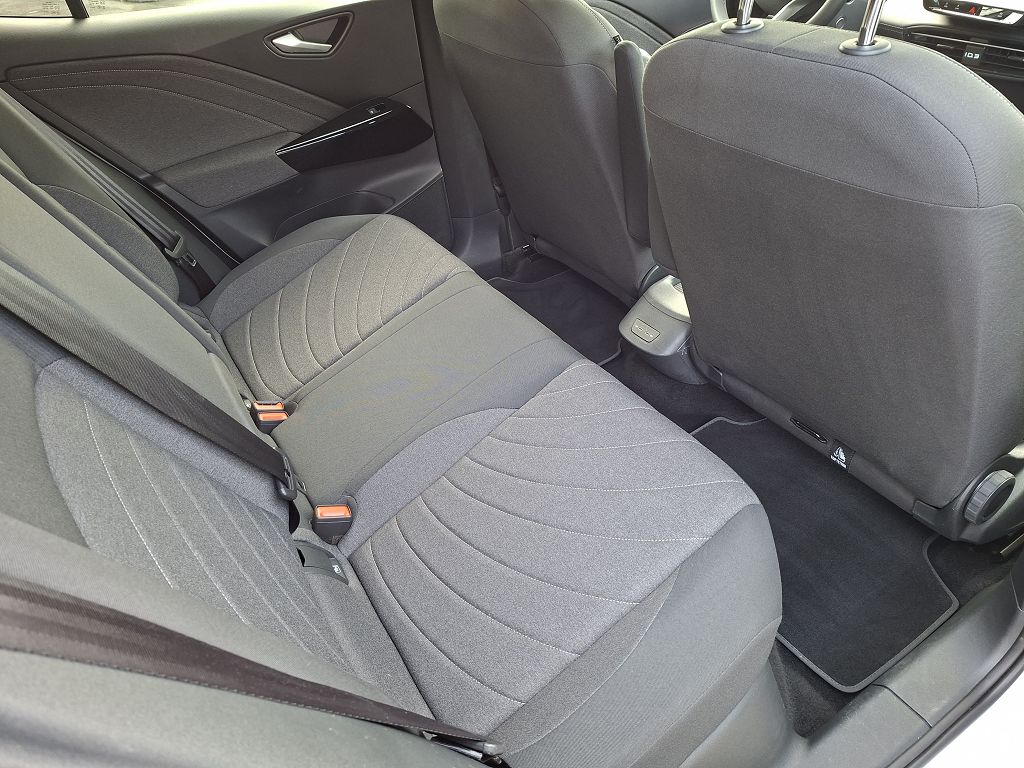 VW ID.3 Pro 58 kWh Pro United-image-13