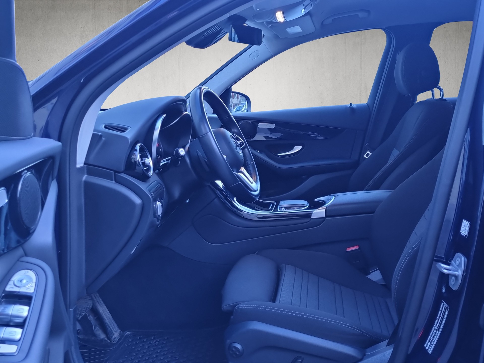 MERCEDES-BENZ GLC 200 4m-image-8
