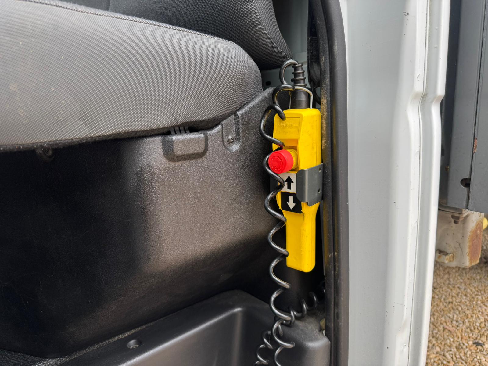 RENAULT Master T35 ENERGY 2.3dCi 145 L3 Doppelkabine Kipper-image-13