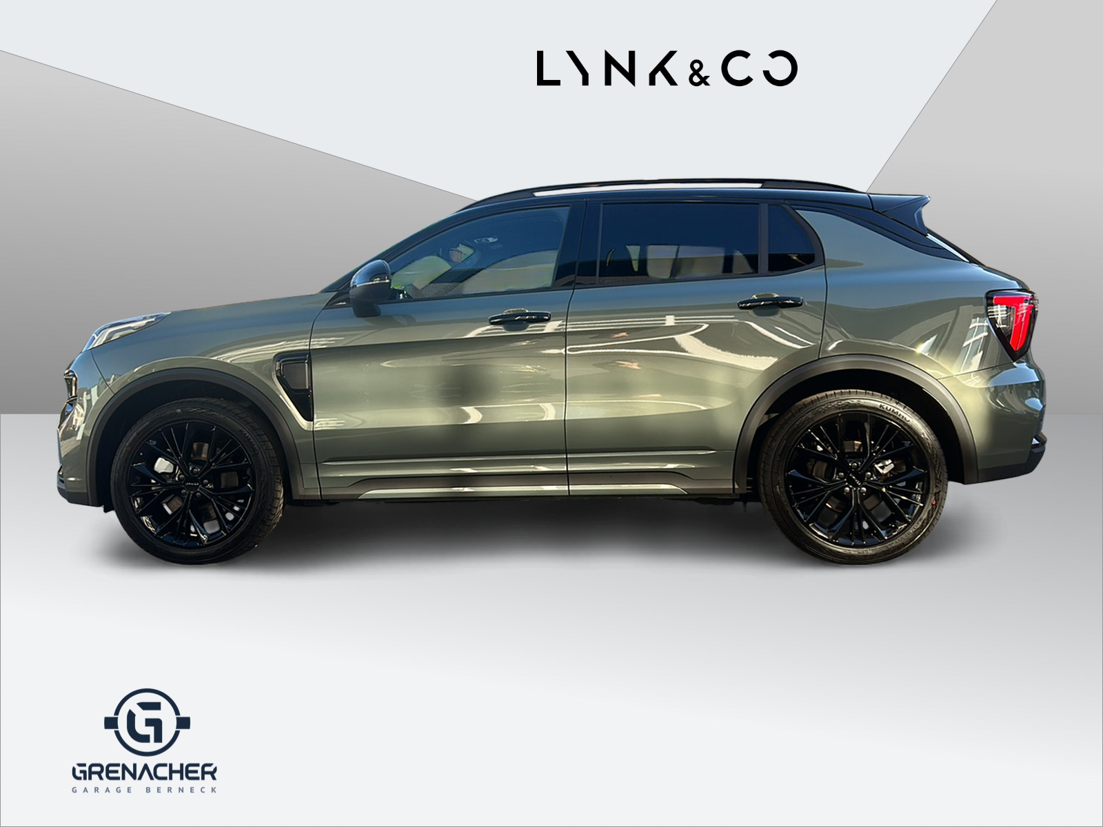 LYNK & CO 01 1.5 PHEV More-showroom-element-1