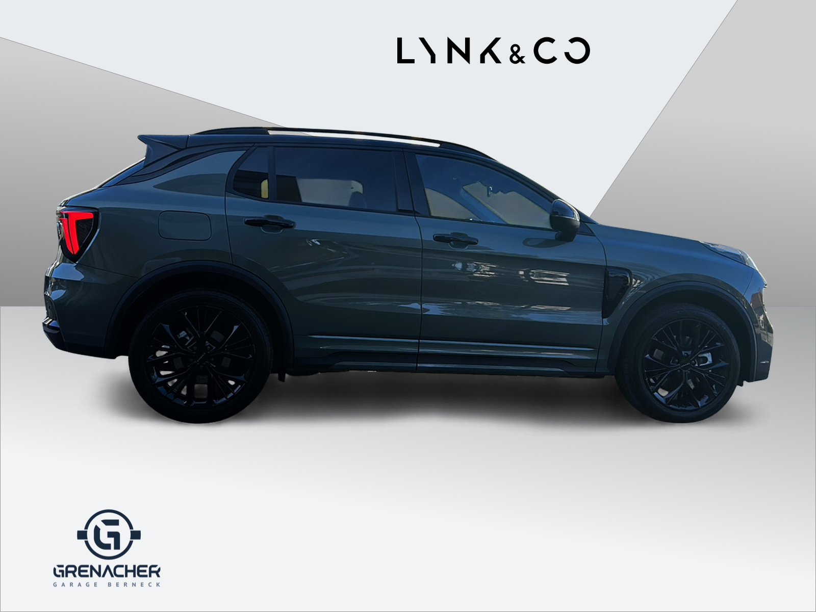 LYNK & CO 01 1.5 PHEV More-showroom-element-2