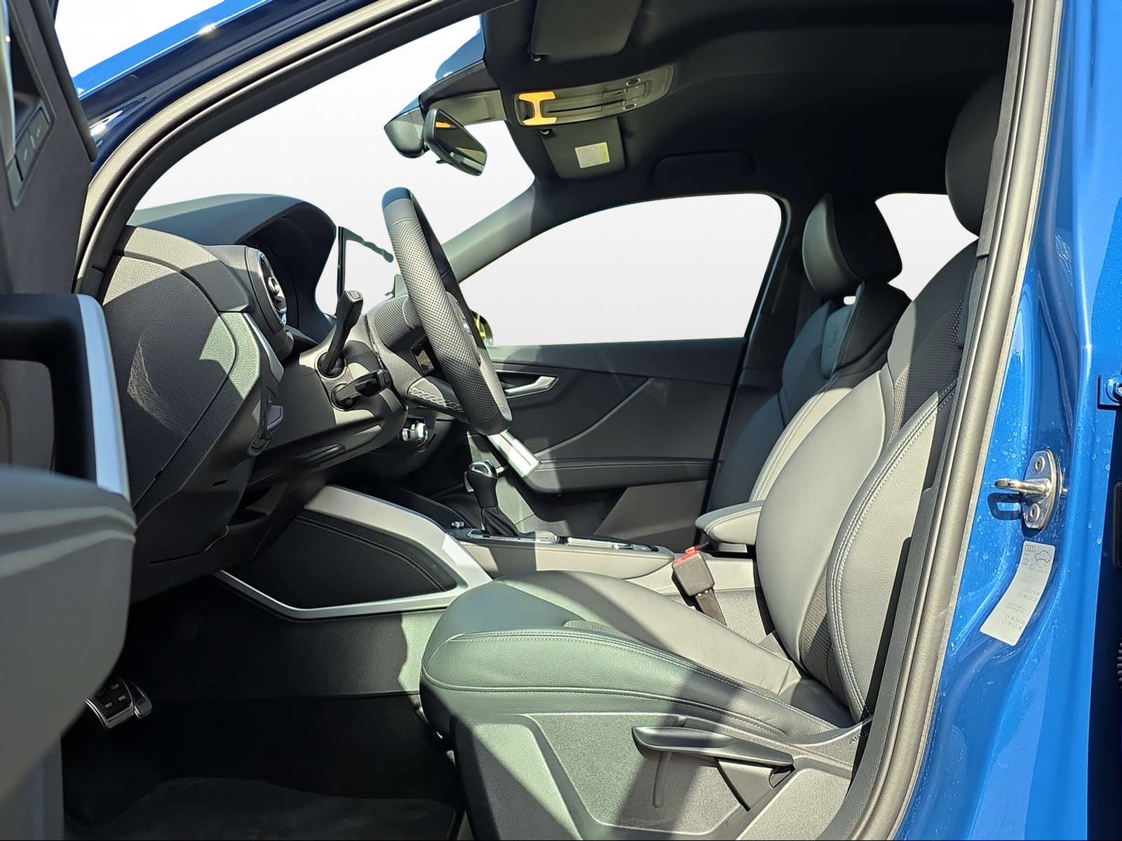 AUDI SQ2 TFSI quattro S-tronic-image-6