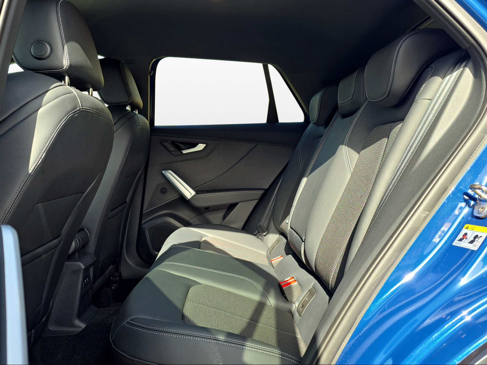 AUDI SQ2 TFSI quattro S-tronic-image-10