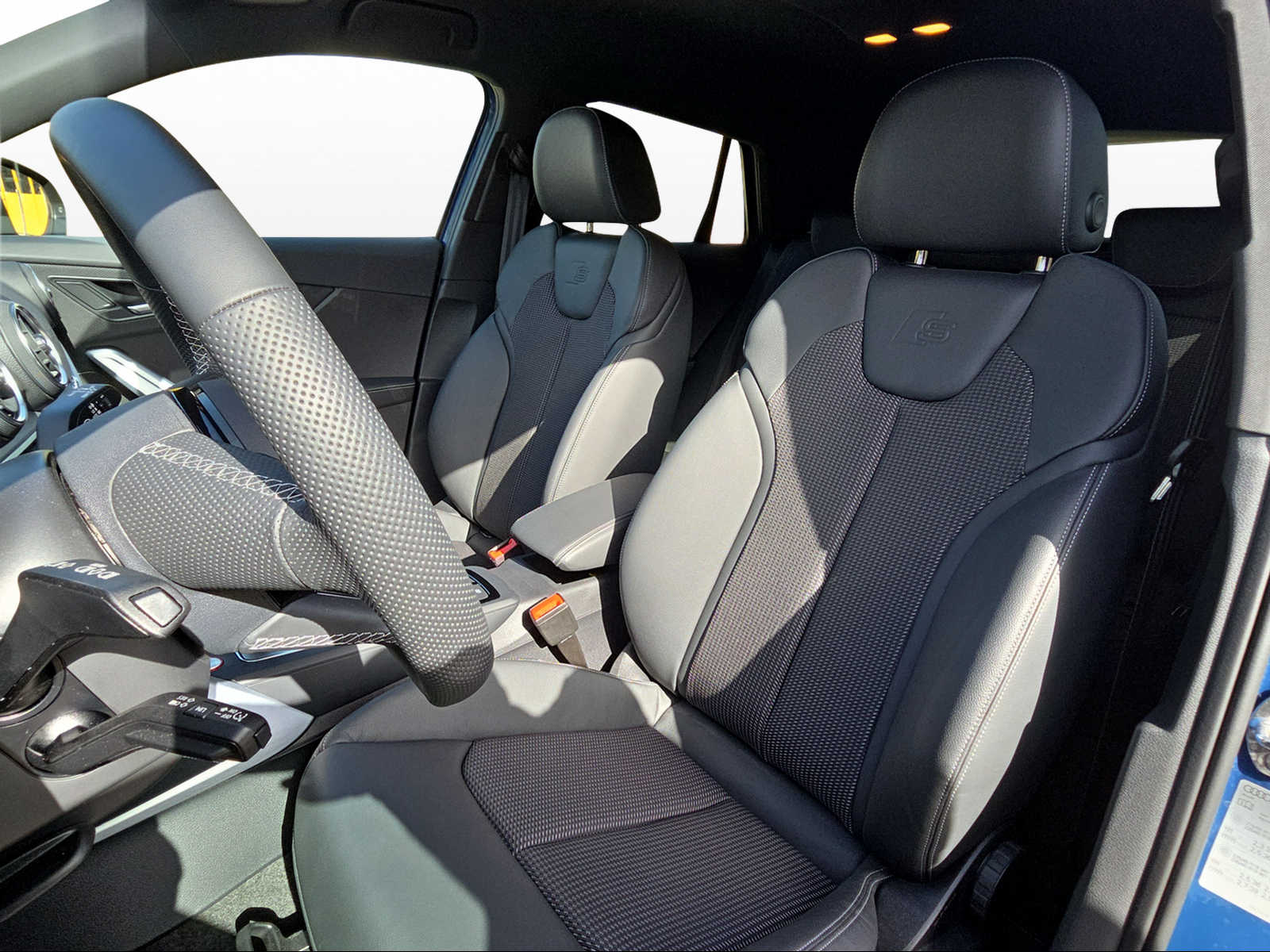 AUDI SQ2 TFSI quattro S-tronic-image-7