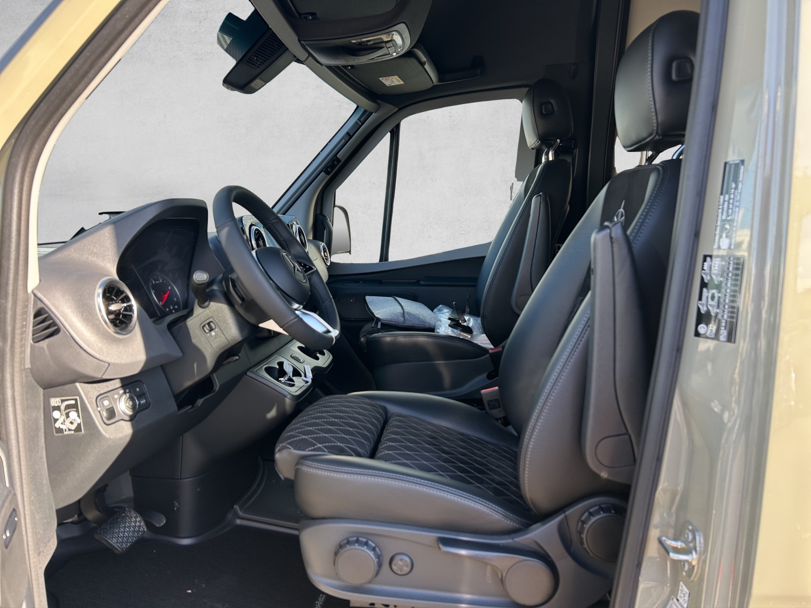 WESTFALIA James Cook 600D Premium * Aufstelldach *-image-11