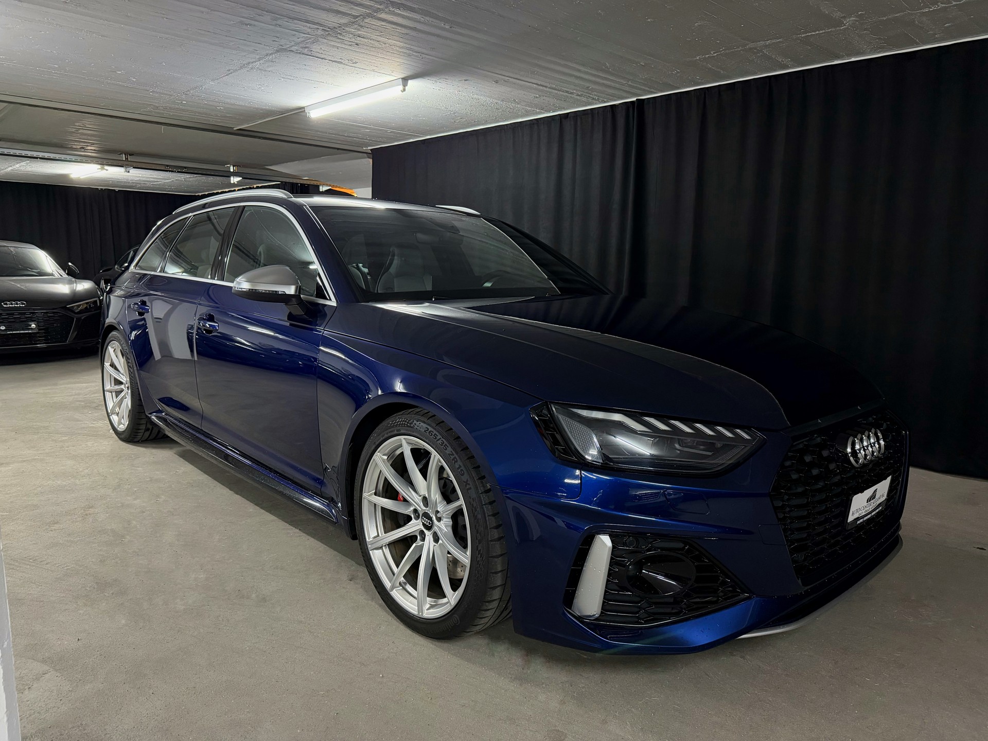 AUDI RS4 Avant 2.9 TFSI quattro tiptronic-image-5