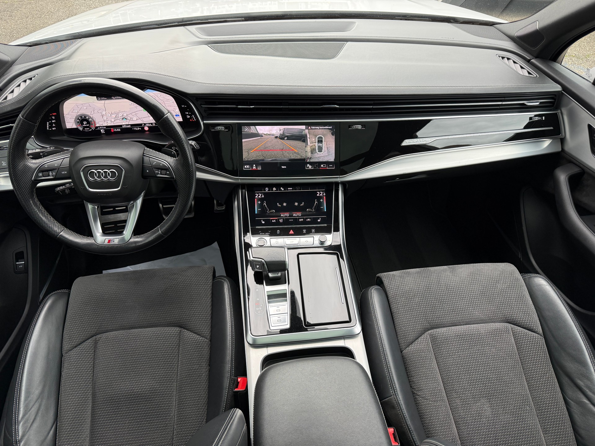 AUDI Q7 55 TFSI S Line quattro tiptronic *** ANHÄNGERKUPPLUNG / DISTANZREGLER ***-image-13