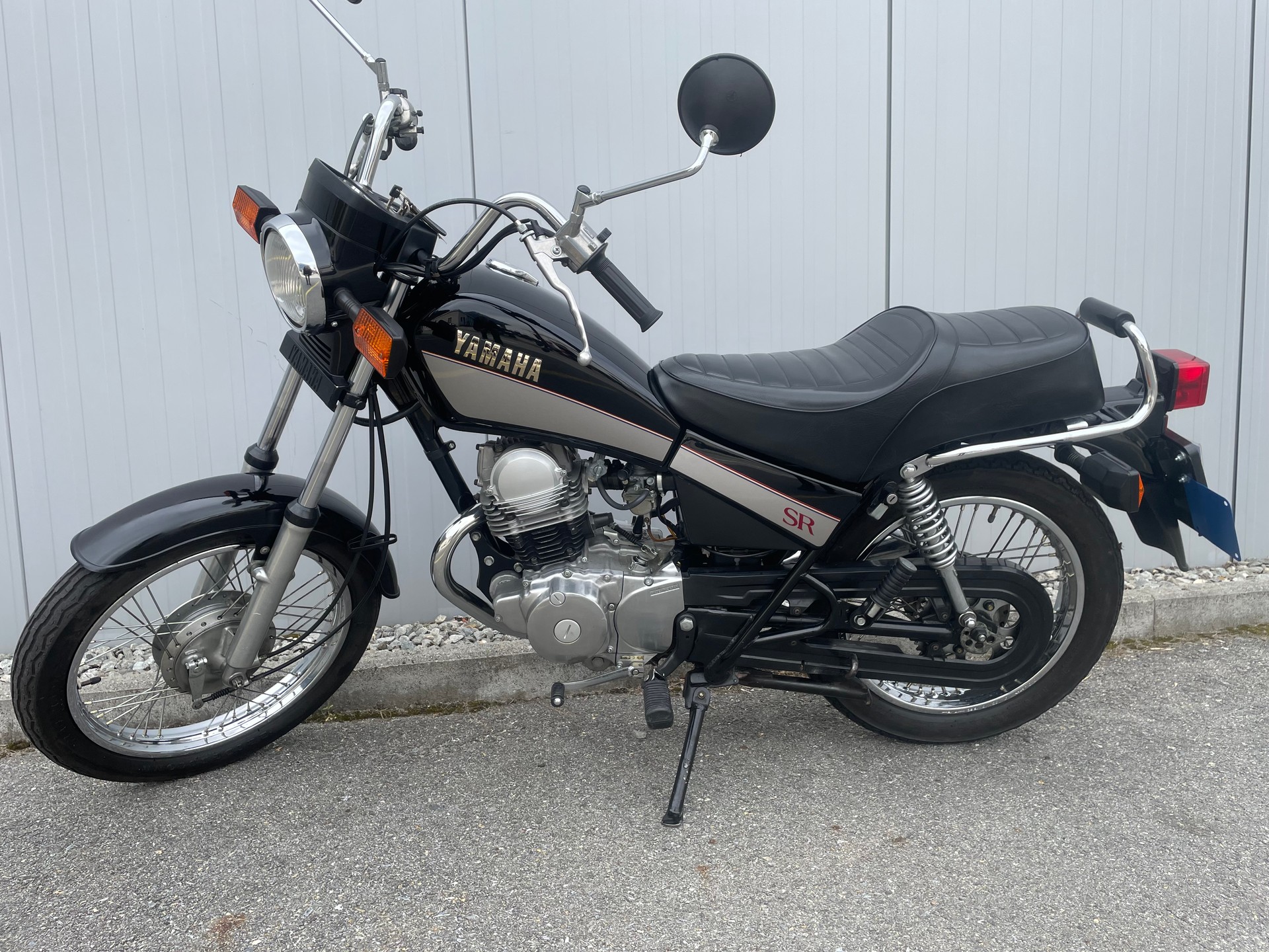 YAMAHA SR 125 SE-image-1